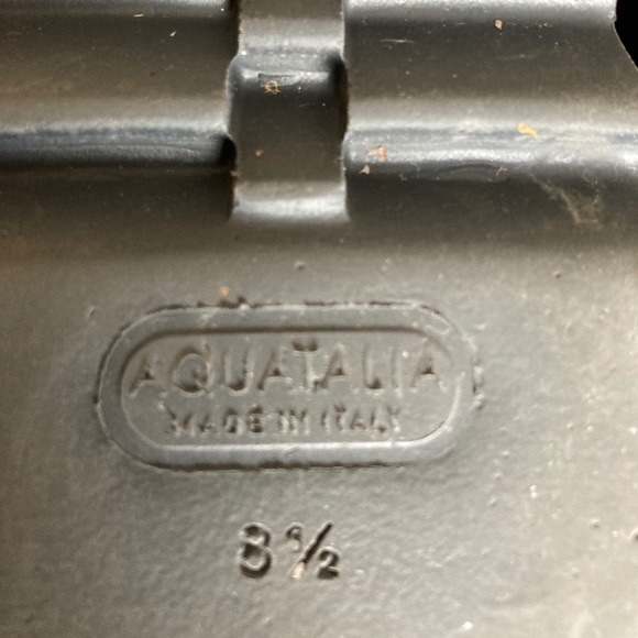 Aquatalia suede winter boots, size 8.5 - Picture 4 of 11